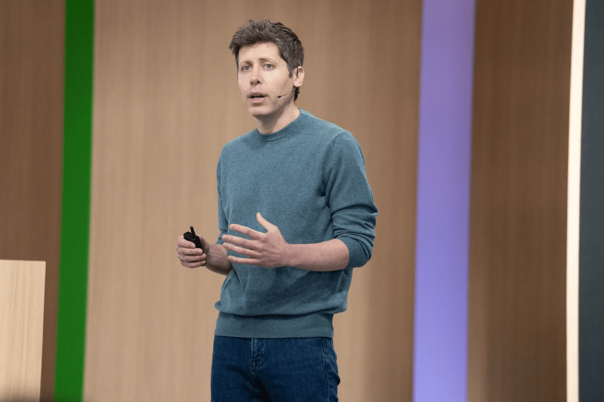 OpenAI планирует привлечь не менее $30 млрд при оценке около $1,4 трлн — Bloomberg